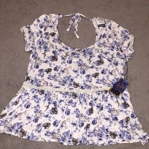 Hot topic dressy tee